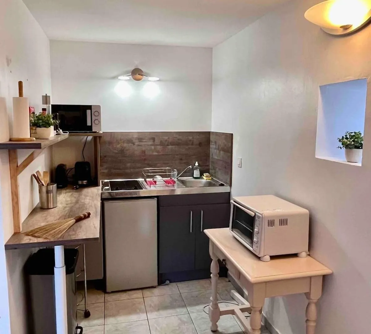 Belle Demeure Au Coeur Des Menafauries Apartment Charmes-sur-Rhone